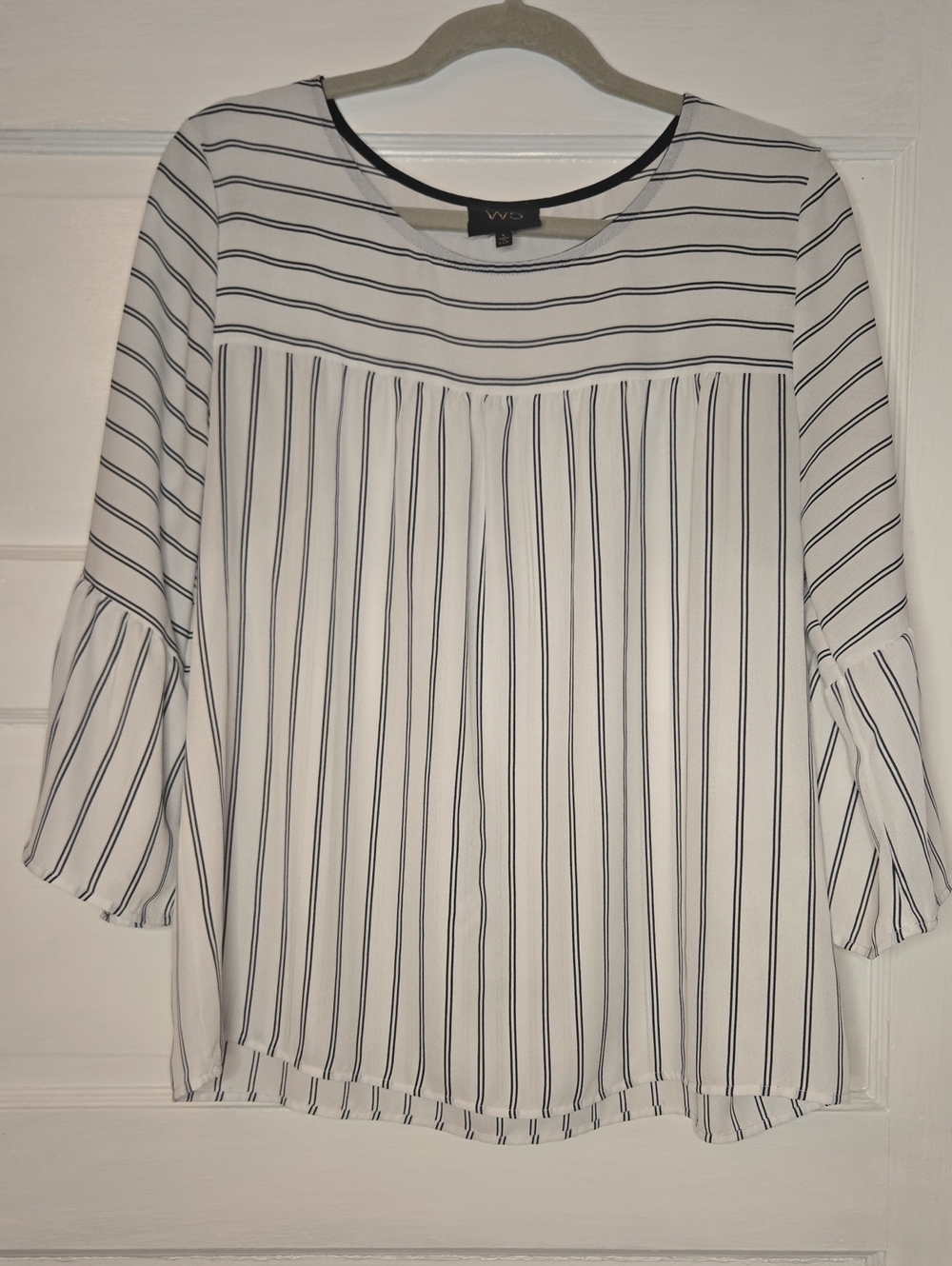 W5 Striped Long Sleeve Blouse in White & Black_0124
